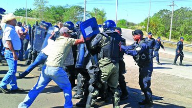 Arroceros presionan en las calles