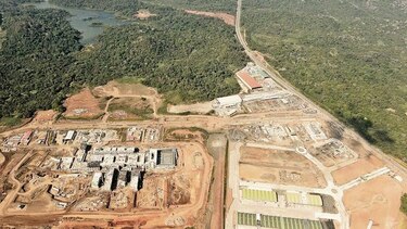 Varela dice que se analizó qué proyectos se cancelan o reactivan