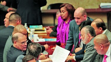 Políticos se blindan con reformas electorales