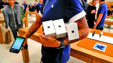 Apple enfrenta caso por mala política