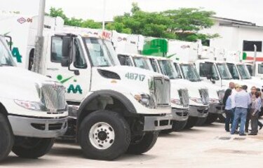 AAUD analiza compra de camiones