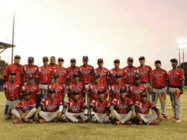 Metro sigue reinando en el béisbol juvenil