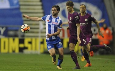 En polémico partido Manchester City naufraga en la Copa FA ante Wigan