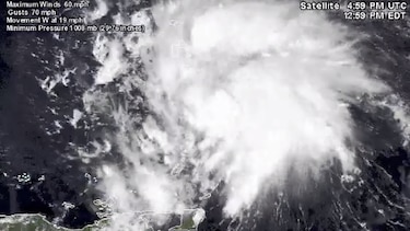 Huracán Matthew pierde fuerza en Caribe, pasa a categoría 4