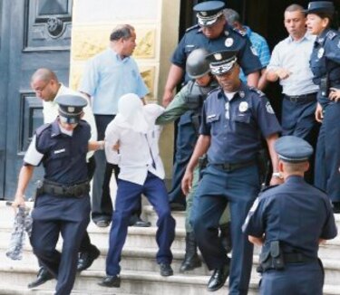 Denuncian que Meduca viola derechos de alumnos