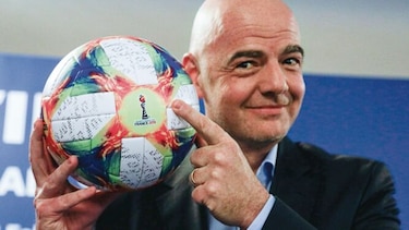 Infantino sigue estudiando idea de 48 países en 2022