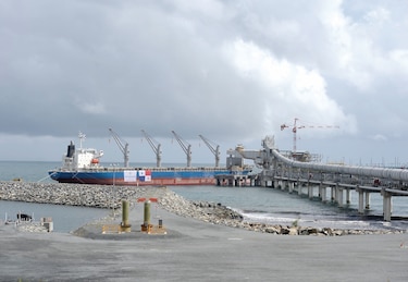 Cierre de mina implicaría cese de contratos laborales