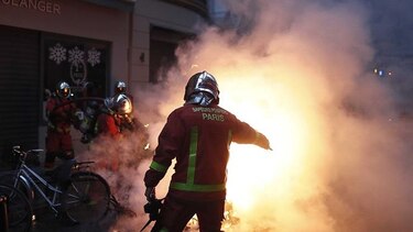 Disturbios en París por las protestas de los ‘chalecos amarillos’