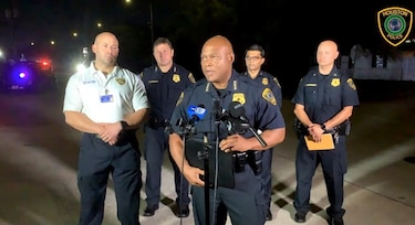 Cuatro muertos, incluido el sospechoso, tras un tiroteo y un incendio provocado en una vivienda en Houston