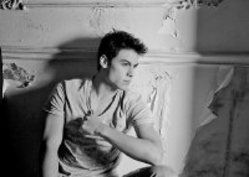 Carlos Rivera lanza primer disco