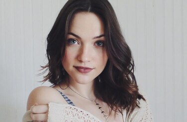 Violett Beane de The Flash, entre héroes y villanos