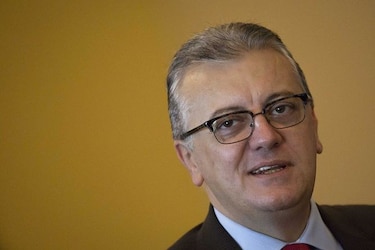 Fiscalía brasileña denuncia a expresidente de Petrobras por corrupción