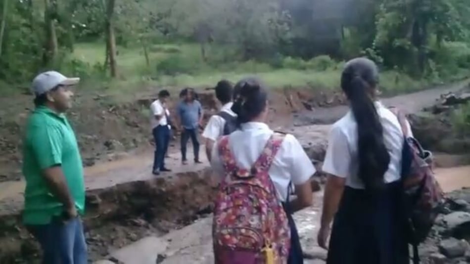 Comunidades ocueñas quedan incomunicadas por colapso de vado