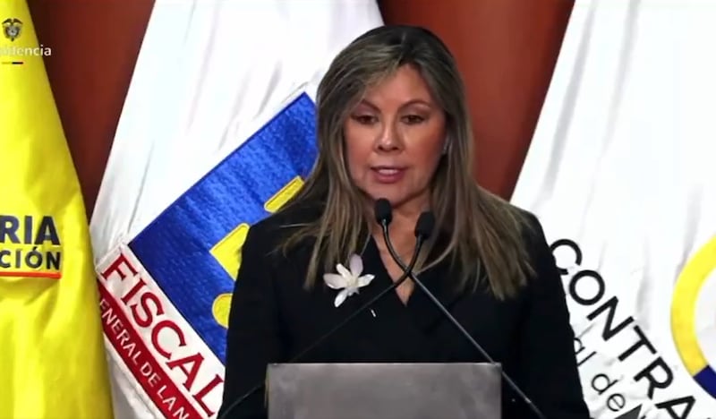 Reactivan en Colombia órdenes de captura contra 46 miembros de grupos que negociaron paz