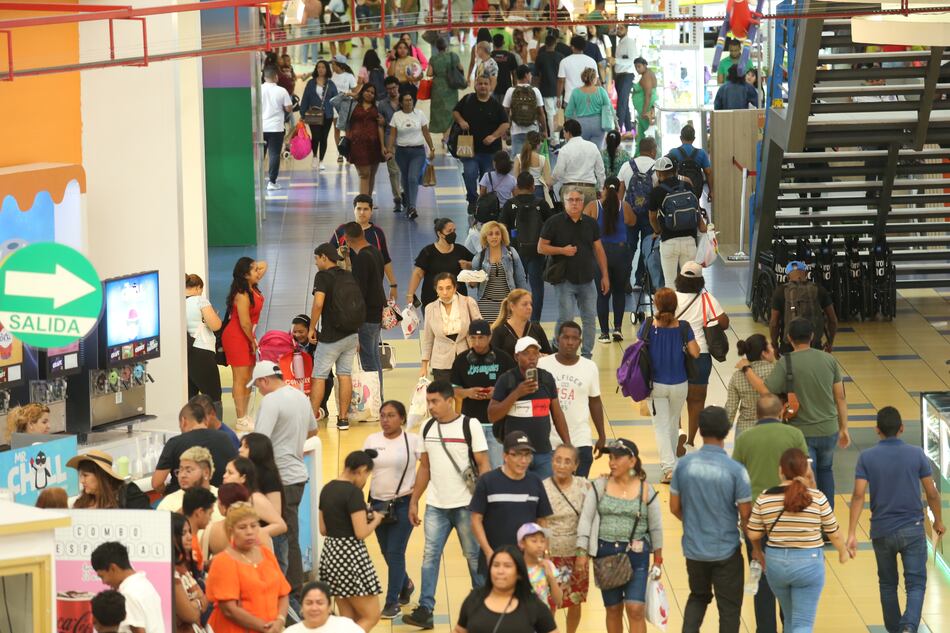Centros comerciales lograron ventas por $21 millones en el Black Weekend