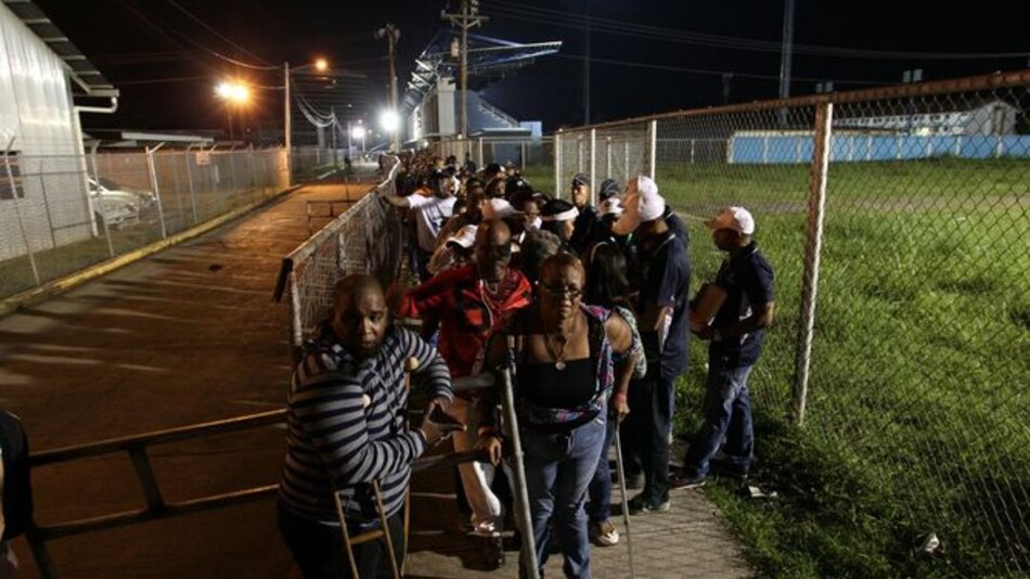 Colonenses se movilizan para ser testigos de la historia