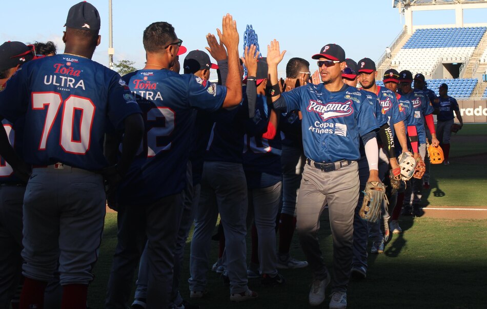 Águilas Metropolitanas debutan con una paliza sobre la novena argentina de Daom