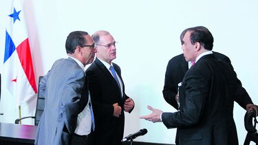 Moncada Luna seguirá en prisión