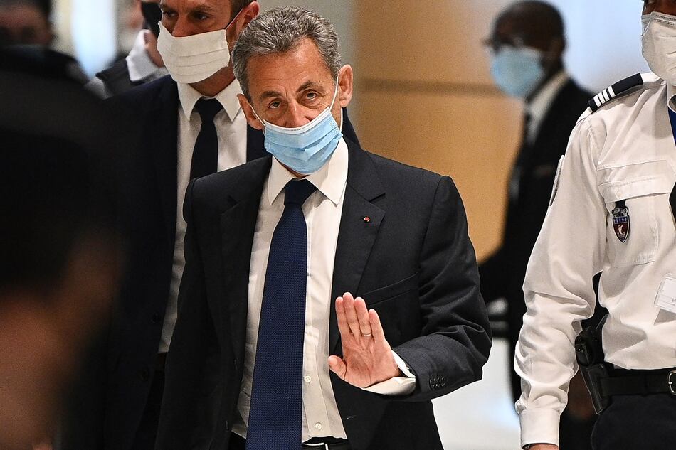 Expresidente francés Nicolas Sarkozy es condenado por corrupción, no irá a prisión