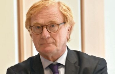 UBS va a juicio en Francia por fraude fiscal