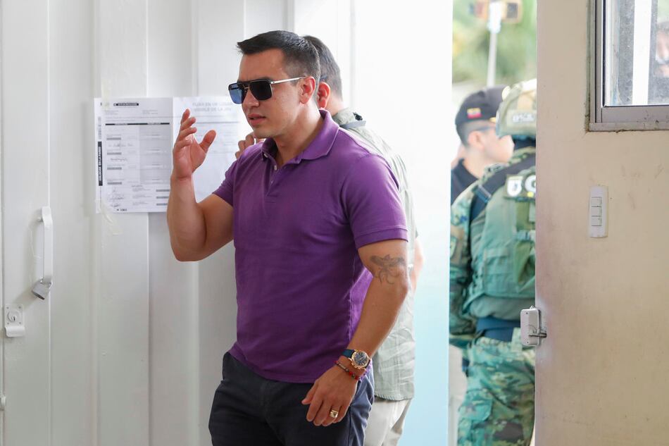 Daniel Noboa es reelegido presidente de Ecuador; Luisa González no acepta resultados