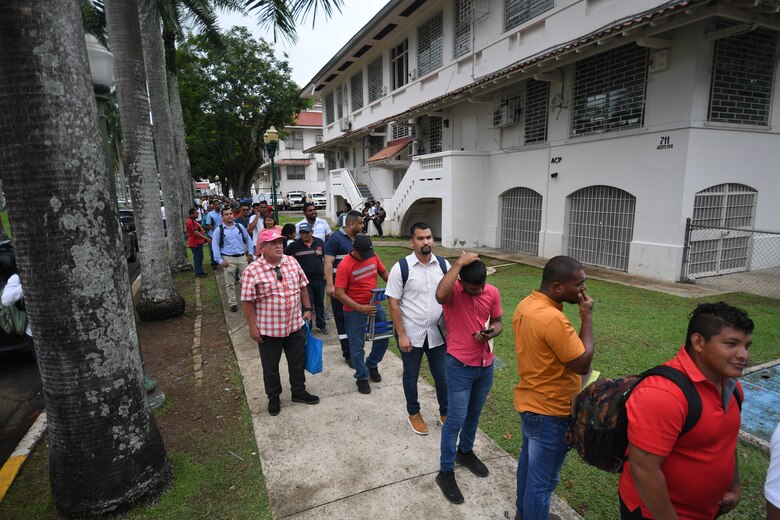 El 51% de los panameños está insatisfecho con su salario, según estudio