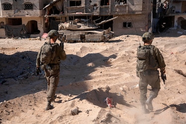 Israel ataca más de 120 ‘objetivos’ en Gaza y Líbano; mueren dos comandantes de Hizbulá