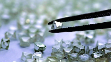 Acuerdan explotar diamantes