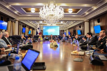 El Gobierno extiende arancel del 30% para importar cemento sin pulverizar