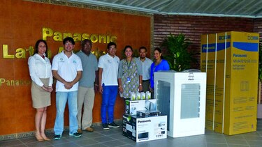 Panasonic patrocina a estudiantes sobresalientes