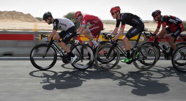 Cavendish se impone en la primera etapa del Tour de Catar