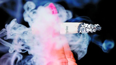 Francia subirá precios de los cigarrillos