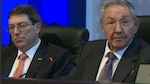 Obama y Castro, juntos en la plenaria: 'Ya era hora'