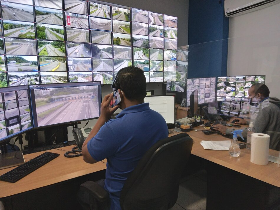 ENA instalará 34 botones de emergencia en los corredores, ya funciona el primero a la altura de Costa del Este