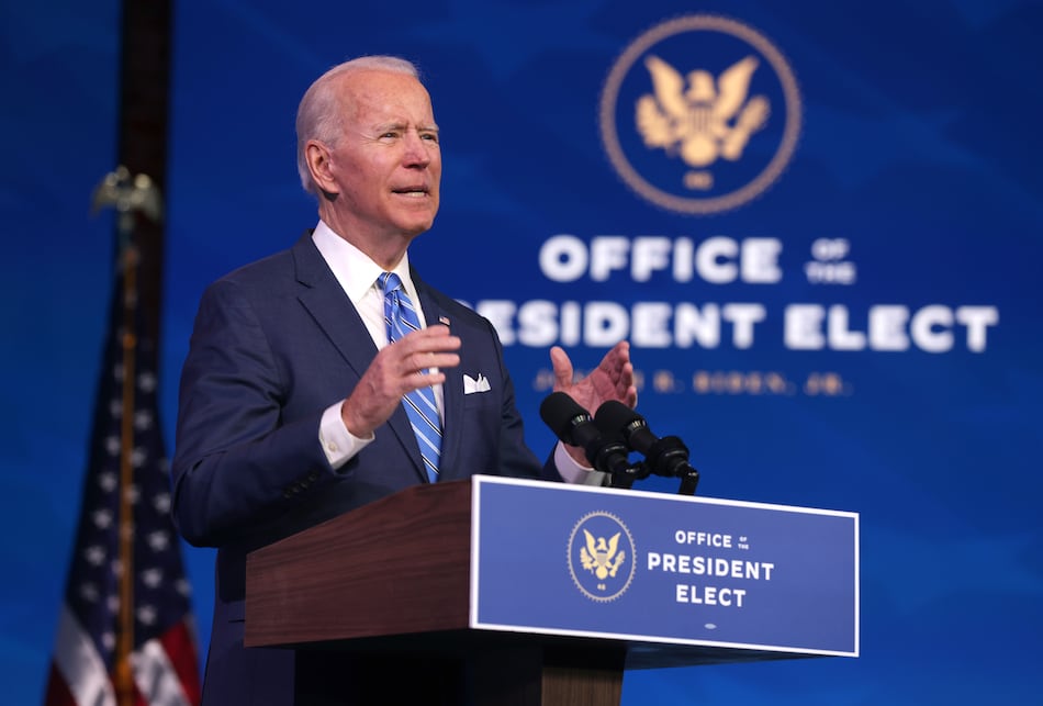 Biden promete ‘millones de empleos’ para la industria manufacturera