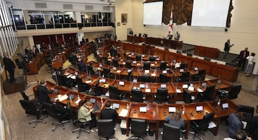 Proyecto de descuentos en colegios pasa el segundo debate