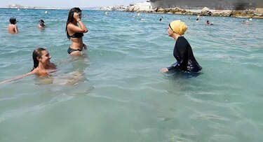 ONU defiende el derecho a llevar el burkini