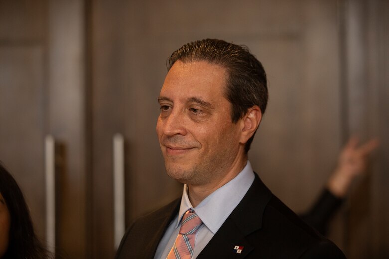 Frenan propuesta que borraba de forma indefinida la regla de aportes al FAP