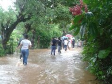 Un total de 3 mil 520 personas resultan afectadas por inundaciones