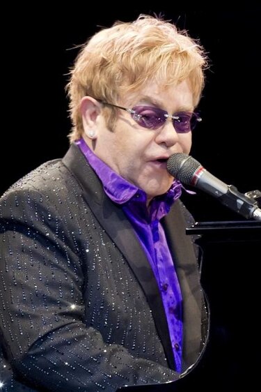 Elton John actuará por primera vez en Ecuador en marzo