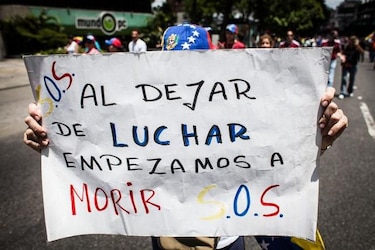 Opositores marchan en el este de Caracas