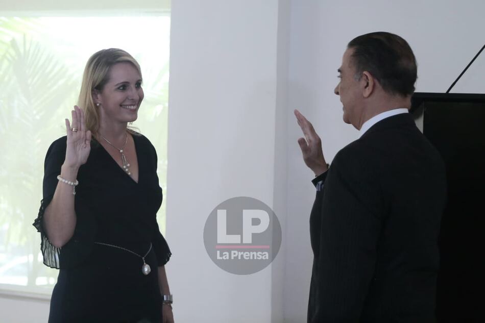 Nueva presidenta del CNP recuerda papel de los periodistas en la pandemia; gremio celebra su vigésimo aniversario