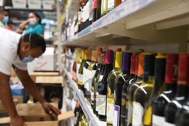 Alcalde de Panamá levantará la ley seca, mientras que sus homólogos del interior mantienen la medida 