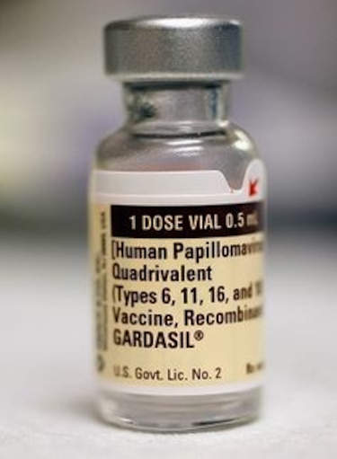 El Minsa, que ofrece vacunas contra el VPH a niñas de 10 años desde 2008, vacunará a varones desde 2016.