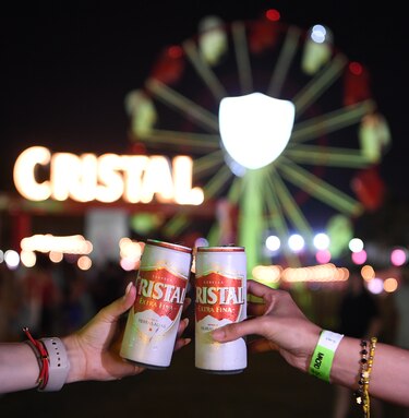 Cerveza Cristal presenta su campaña ‘Así se siente la naturaleza’ en el Macrofest 2025