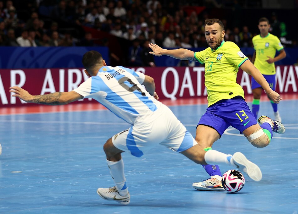 Brasil consigue su sexto título al derrotar a Argentina en la final del Mundial de Futsal