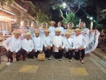 Folclore panameño se luce y vislumbra continente europeo