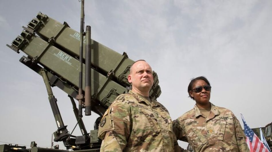 Estados Unidos enviará 200 militares y misiles Patriot a Arabia Saudita