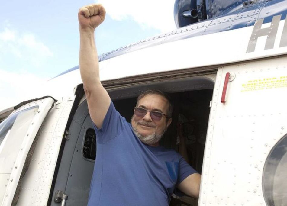 Jefe de las FARC pide audiencia con el papa para impulsar paz en Colombia