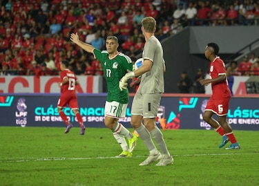 Un autogol amarga a Panamá ante México en el Rommel Fernández